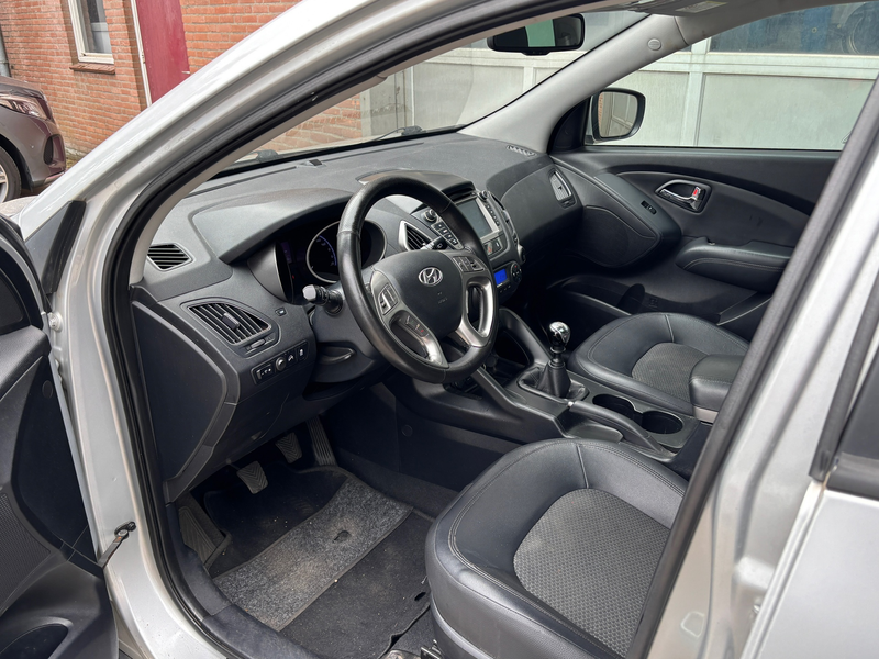 Hyundai iX35 1.6i GDI Style PANO,CRUISE,CLIMAT,NAV,HALF LEER — photo 5
