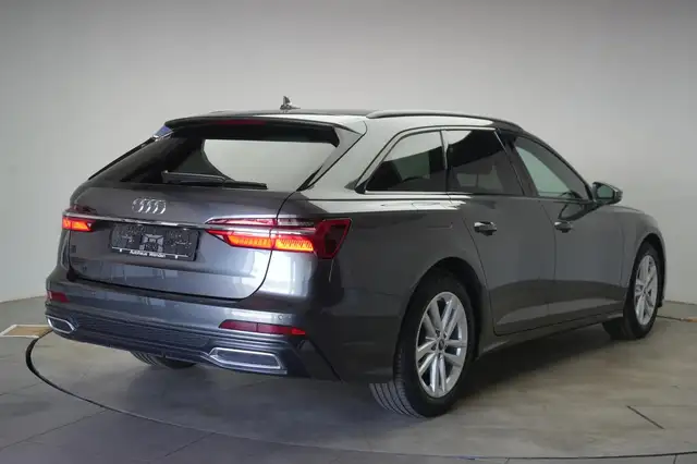 Audi A6 view 5