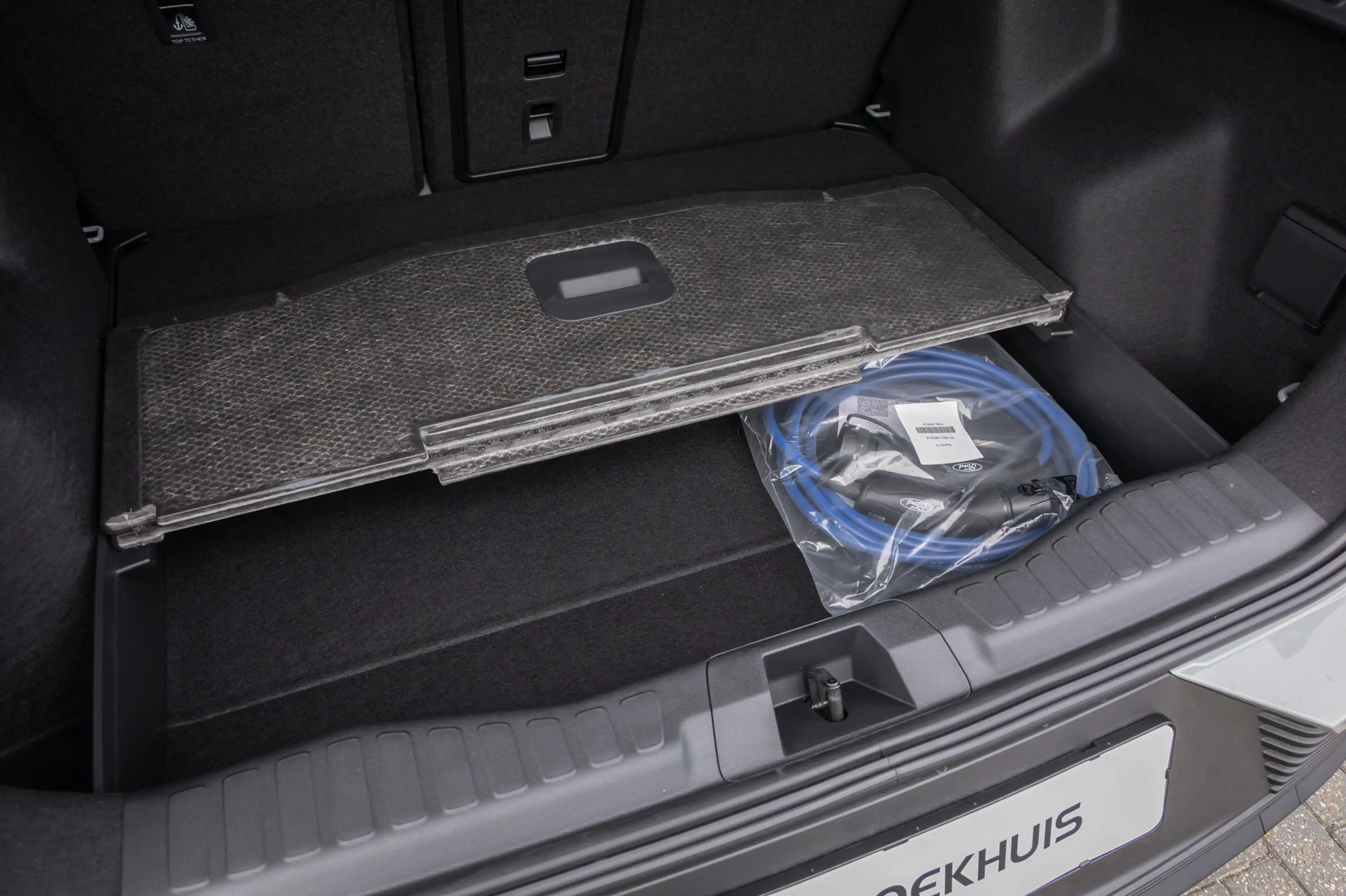 Ford Explorer Collection Extended Range RWD 79 kWh | Trekhaak | — photo 33