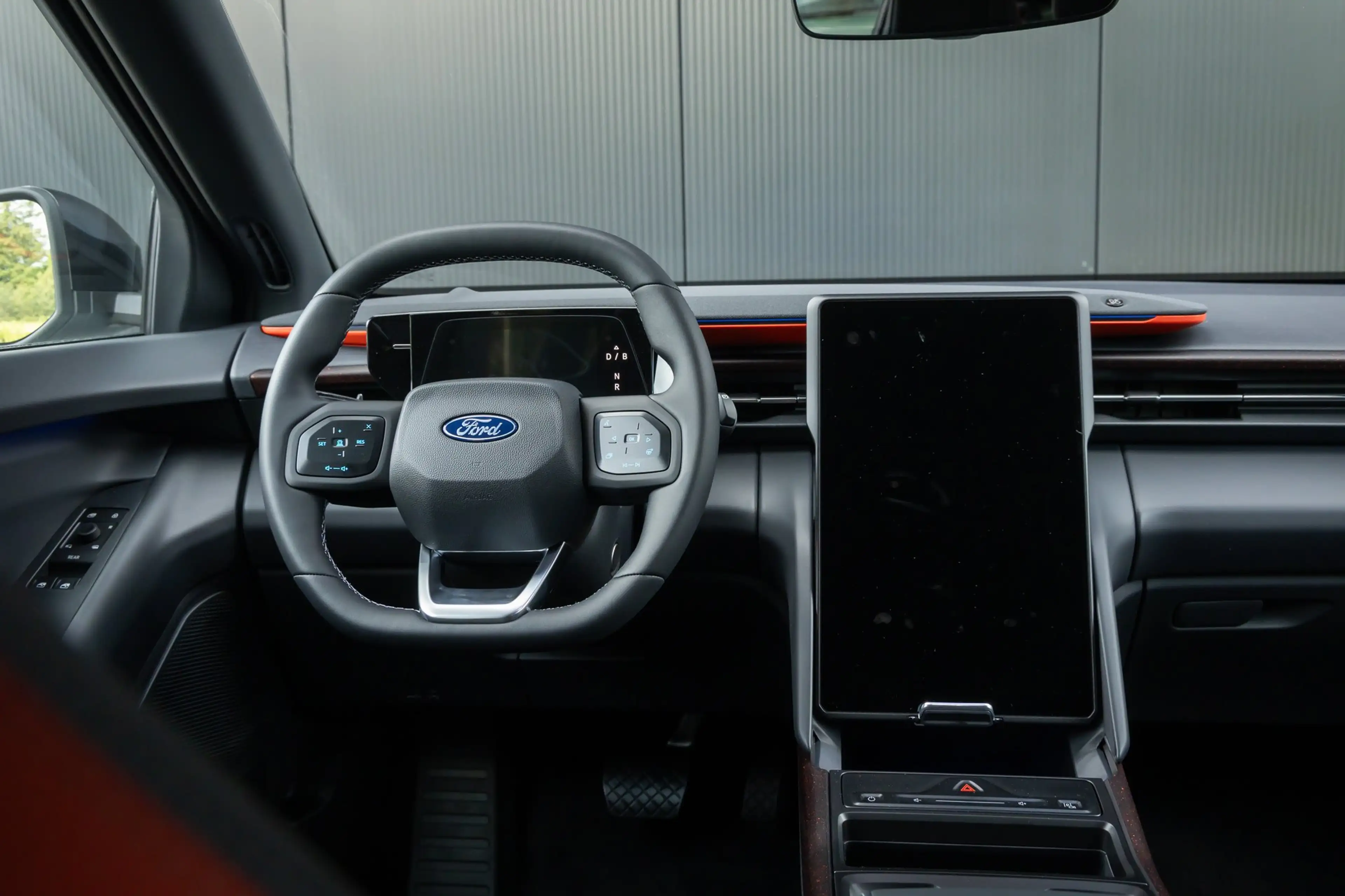 Ford Explorer Collection Extended Range RWD 79 kWh | Trekhaak | — photo 38