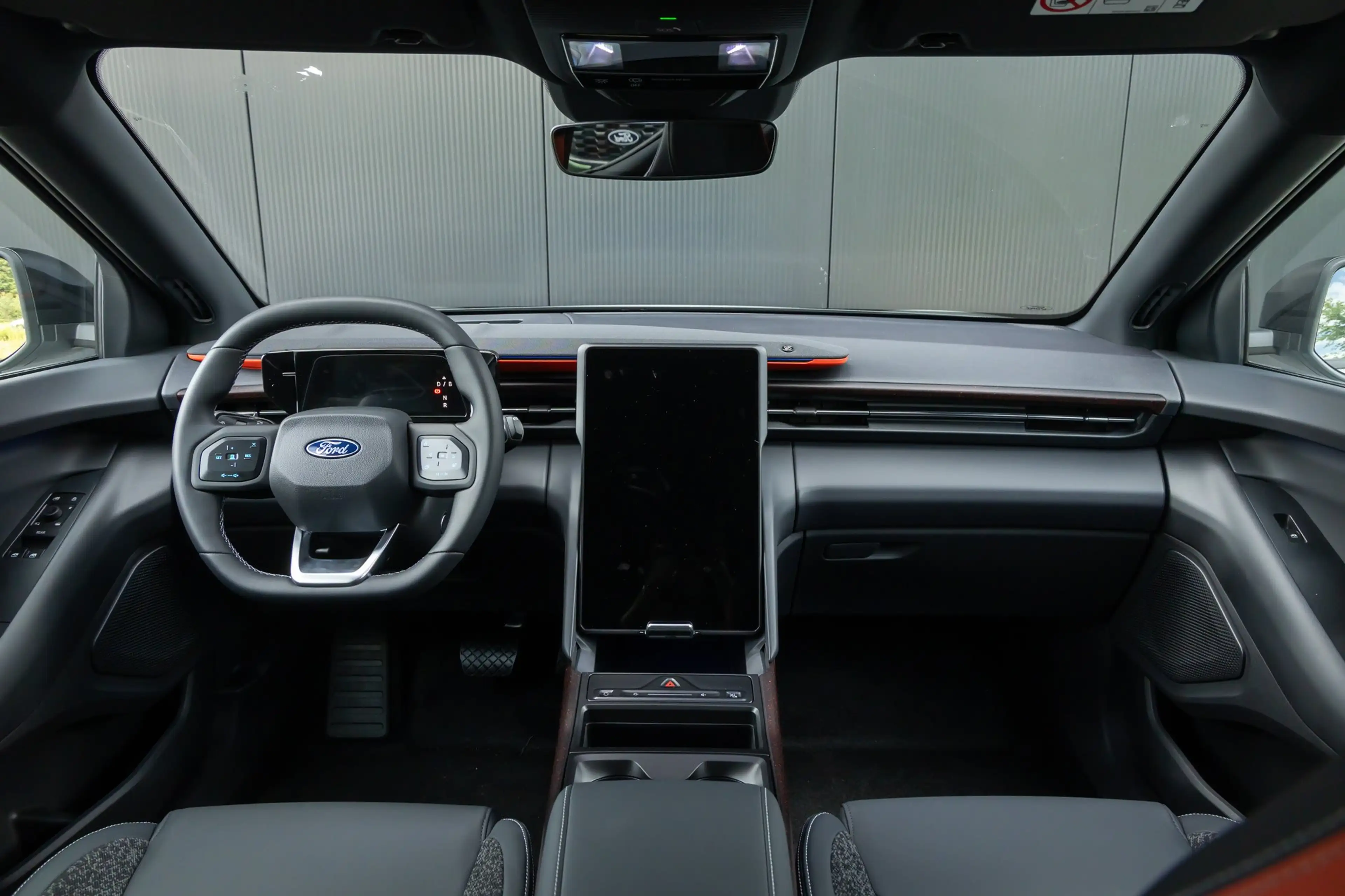 Ford Explorer Collection Extended Range RWD 79 kWh | Trekhaak | — photo 13