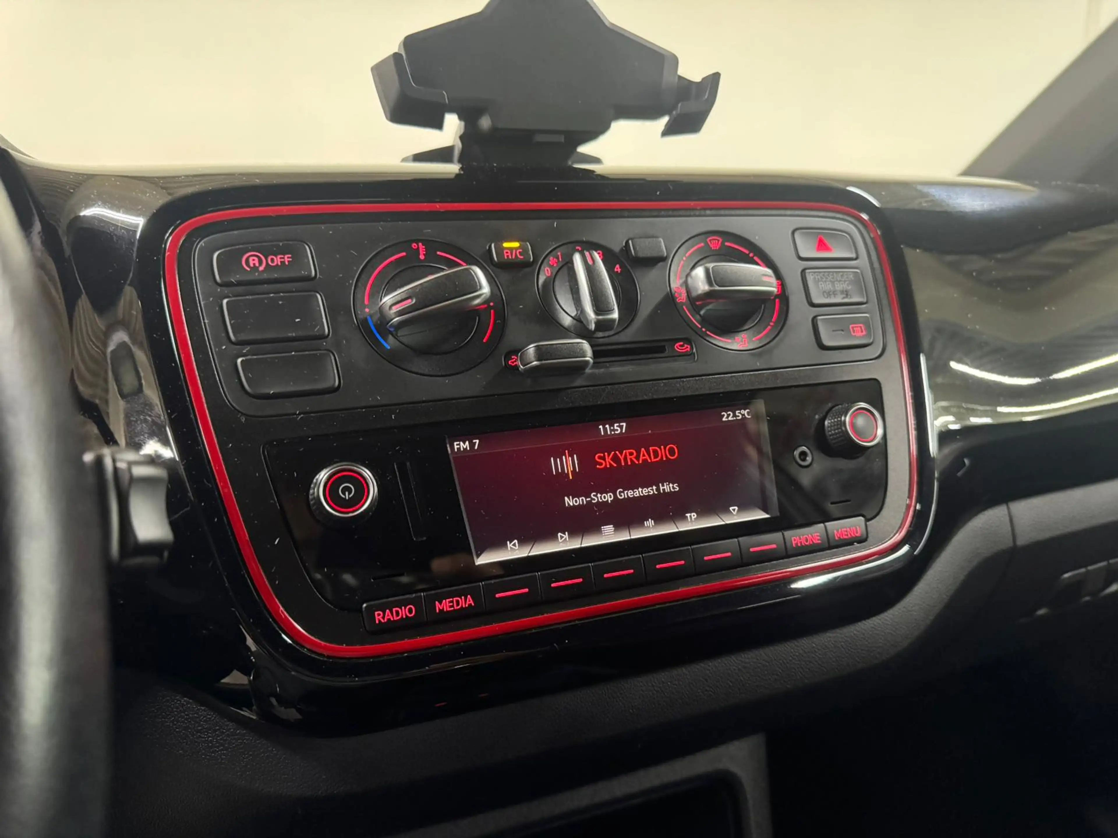 SEAT Mii 1.0 FR Airco / Cruise control / Parkeersensoren / — photo 11
