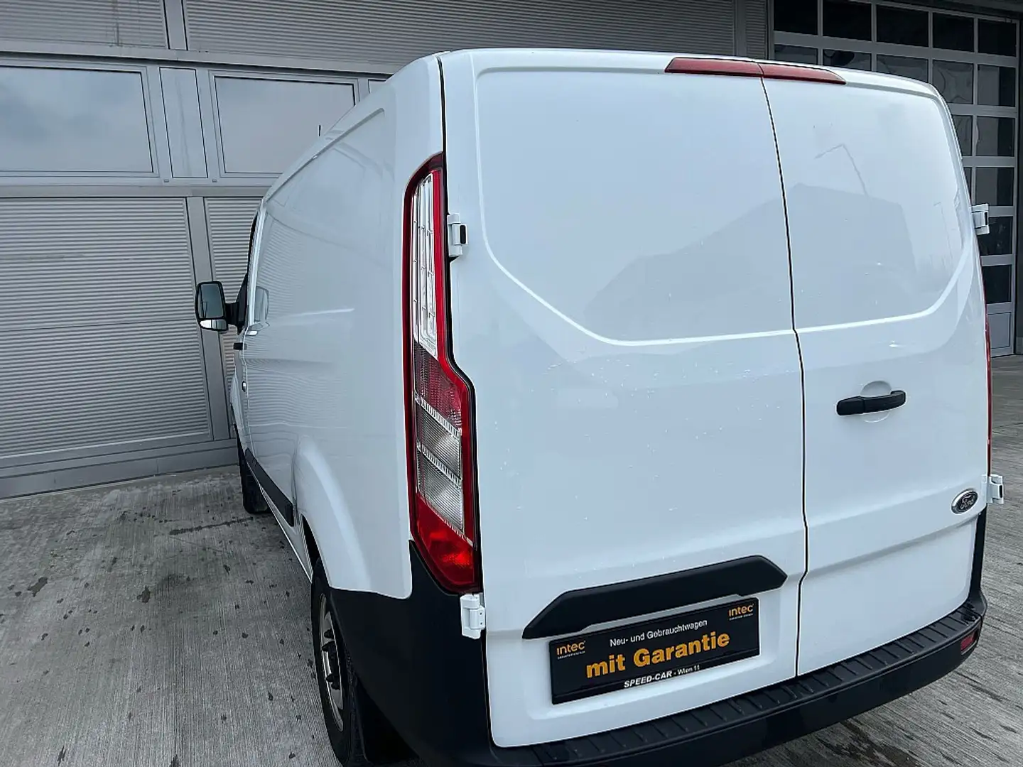 Ford Transit Custom Kasten 2,0 TDCi L1H1 260 Startup Blanc - 2