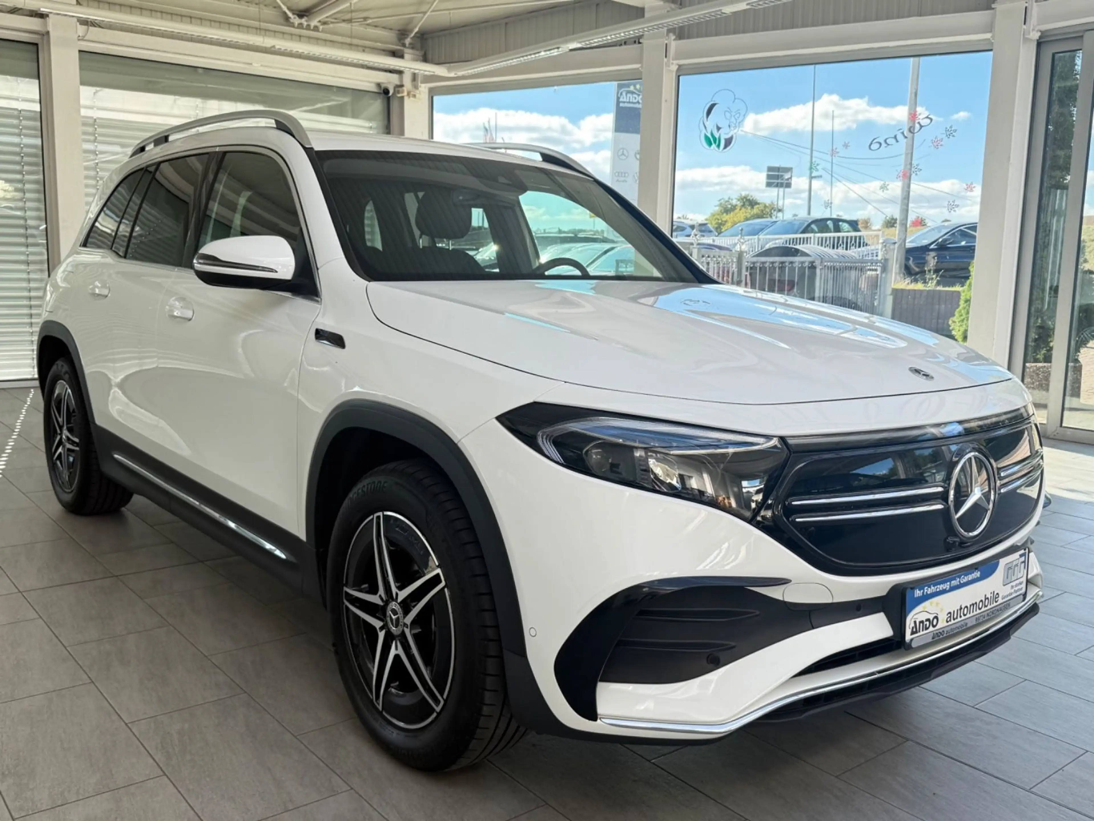 Mercedes-Benz EQB 250 AMG-Line*AMBIENTE*KAMERA*LED*1.HAND*97%* — photo 3