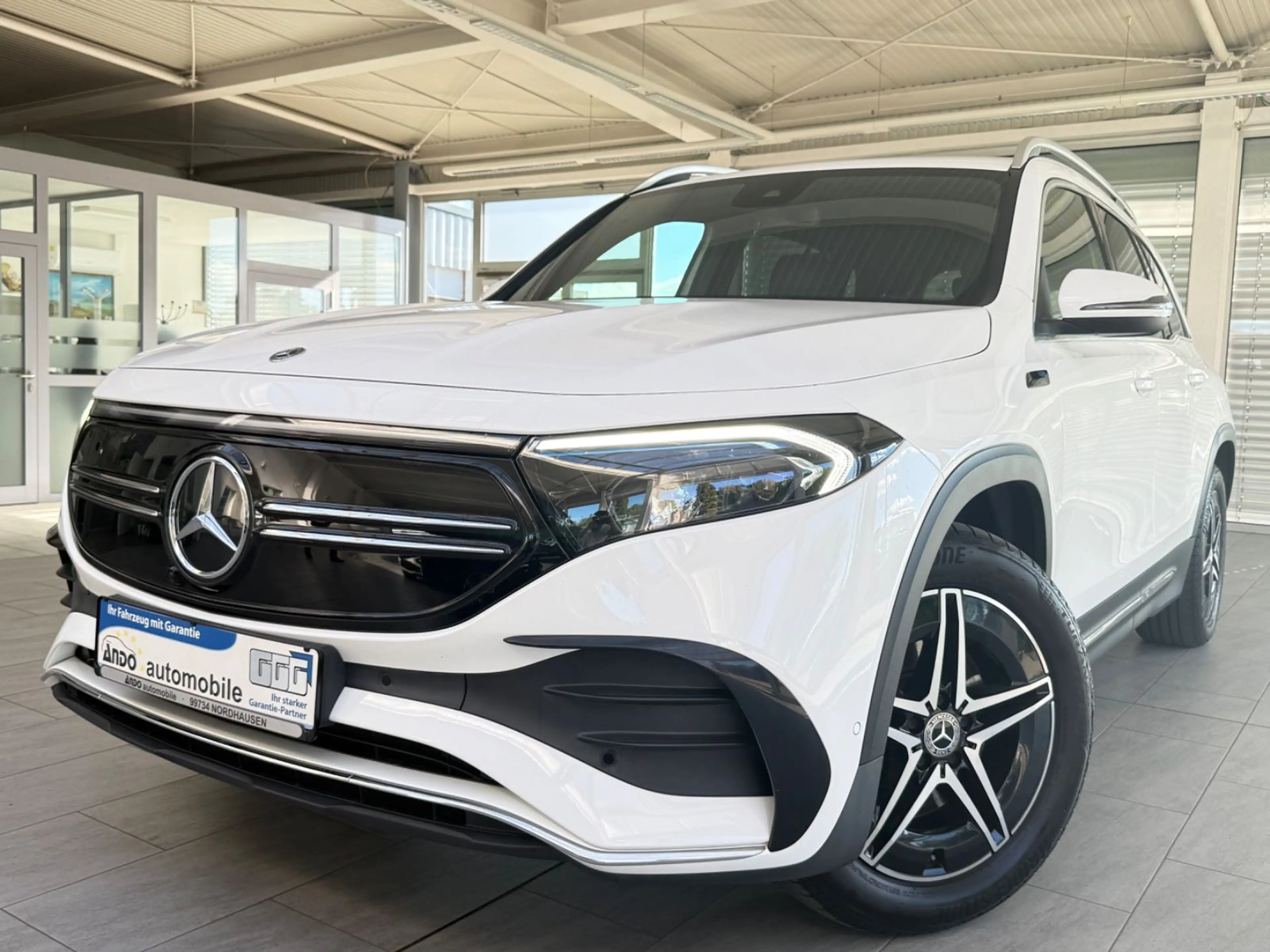 Mercedes-Benz EQB 250 AMG-Line*AMBIENTE*KAMERA*LED*1.HAND*97%* — photo 2