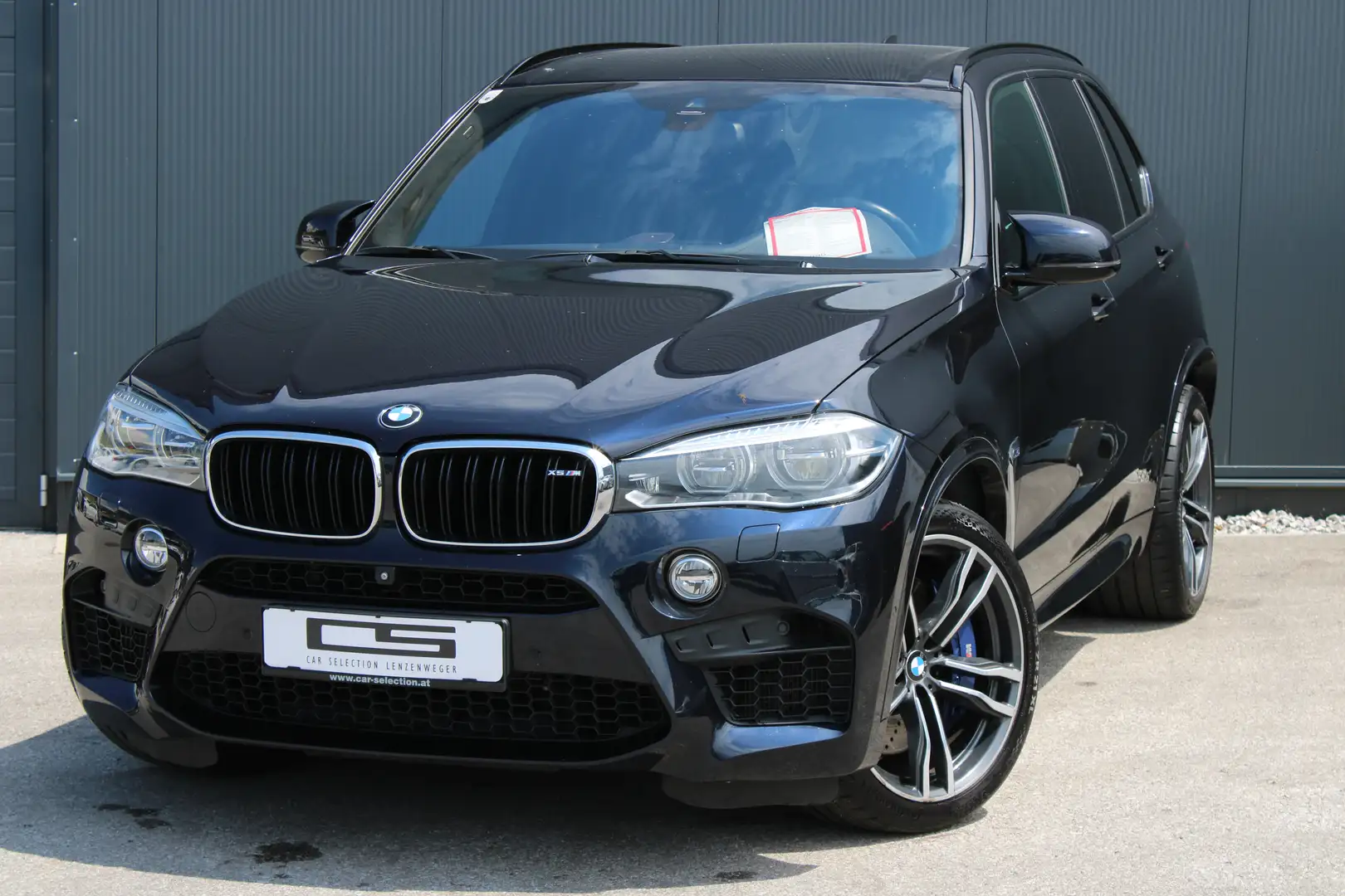 BMW X5 M ///M X5 *Mega Ausstattung*Servicegepflegt* Noir - 2