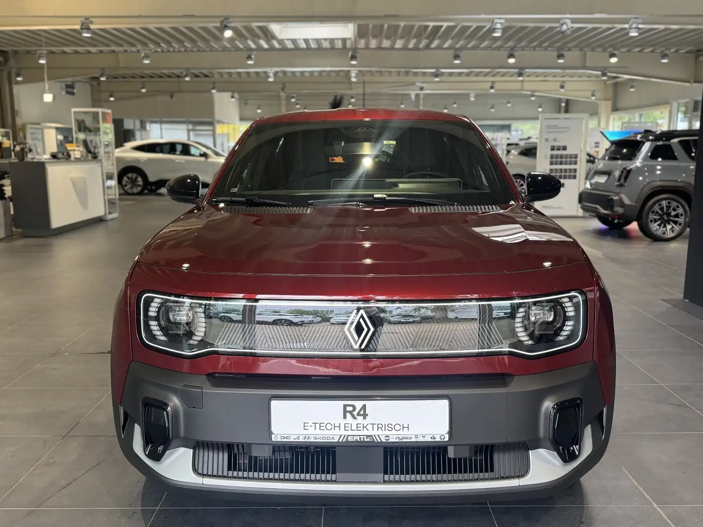 Renault R 4 Evolution 120 Urban Rangege Rouge - 2