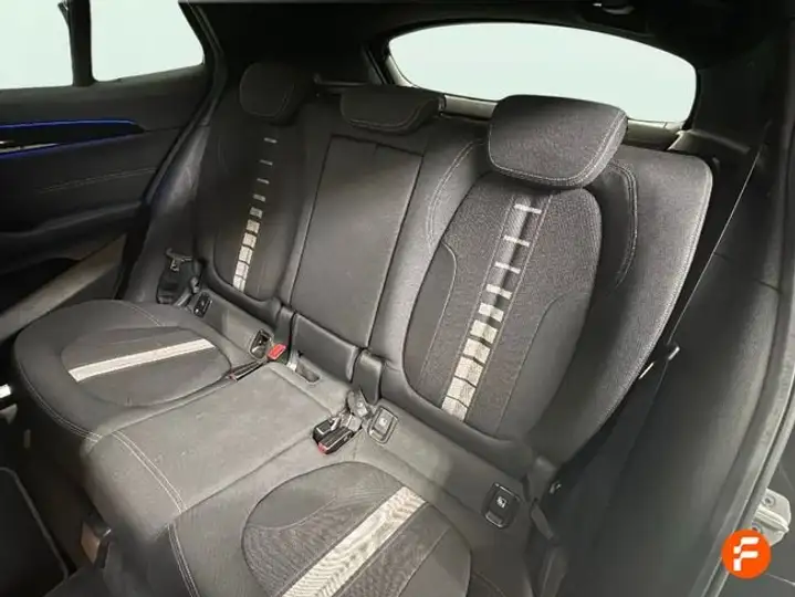 BMW X2 2021, foto 12