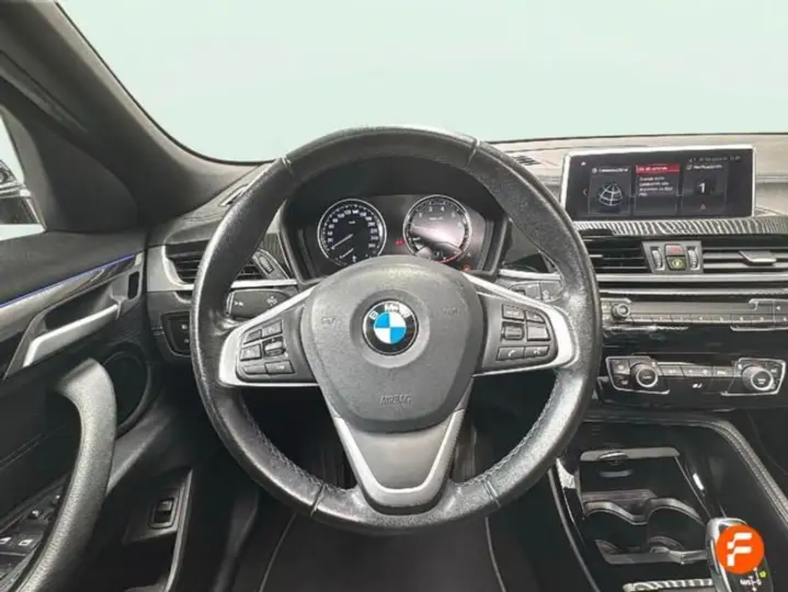 BMW X2 2021, foto 16