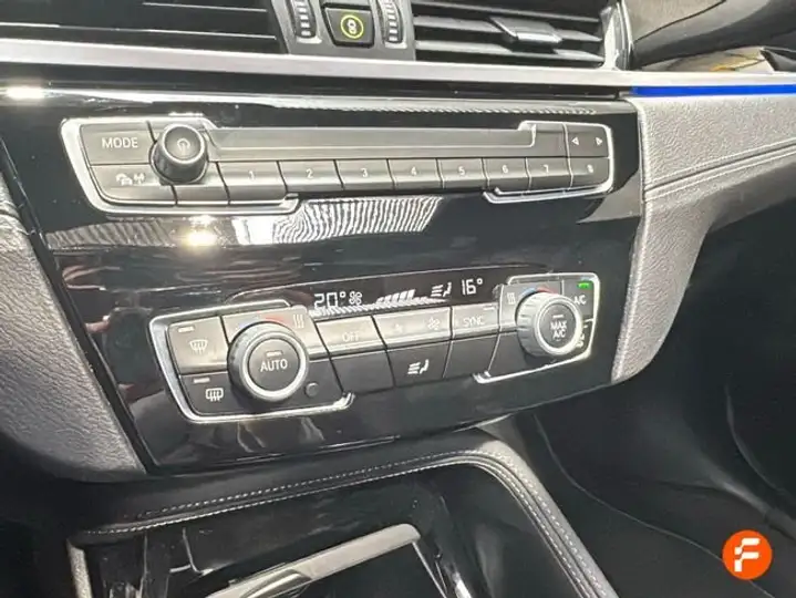 BMW X2 2021, foto 18