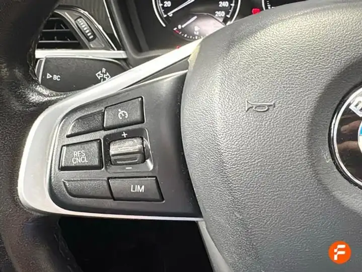 BMW X2 2021, foto 21