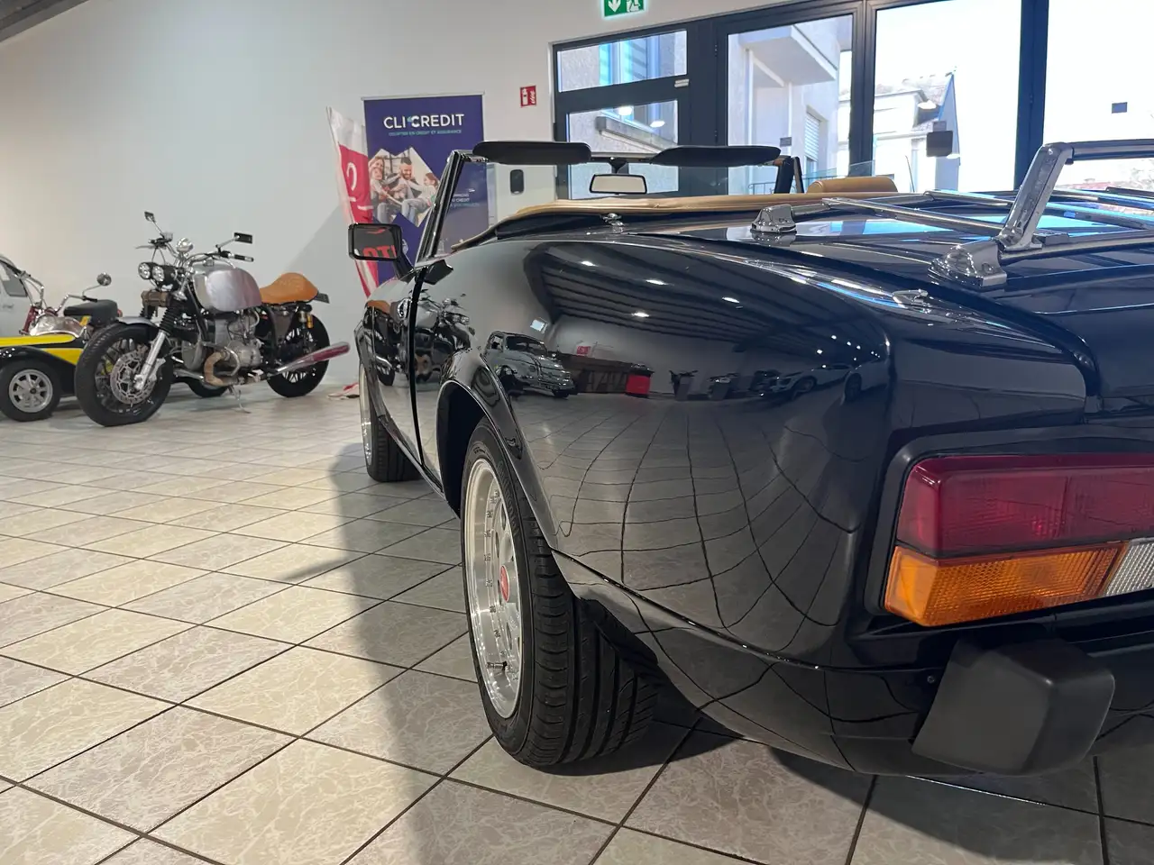 Fiat 124 Spider Pininfarina, foto 10