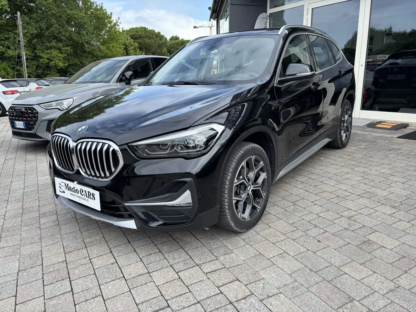 BMW X1 xDrive18d xLine automatica Nero - 2