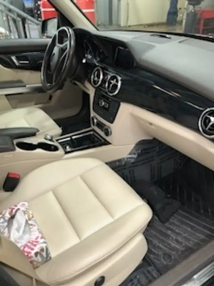 Mercedes-Benz GLK-Class снимка Mercedes-Benz GLK-Class