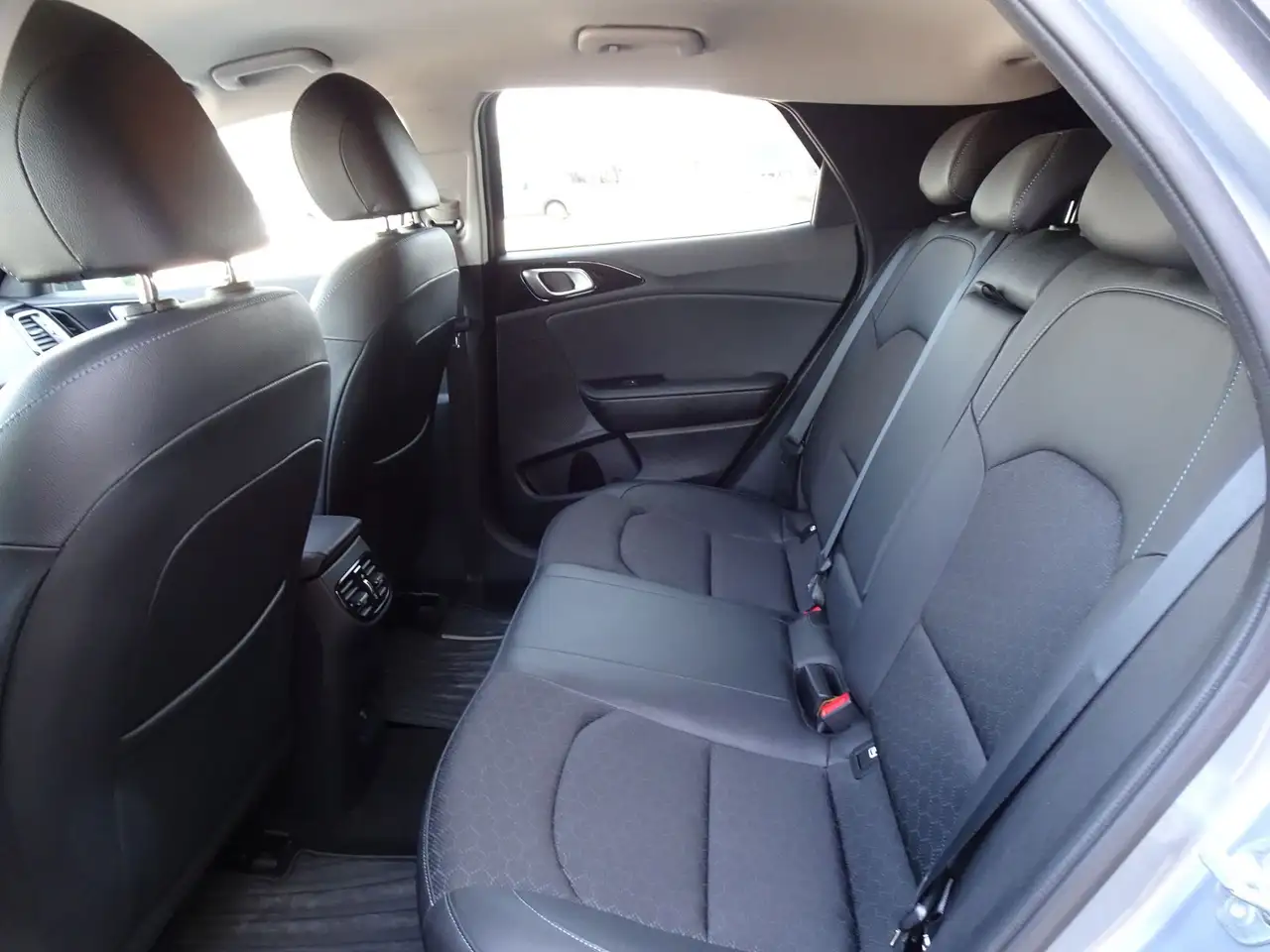 Kia XCeed 1.0 T-GDi GPL Style 8