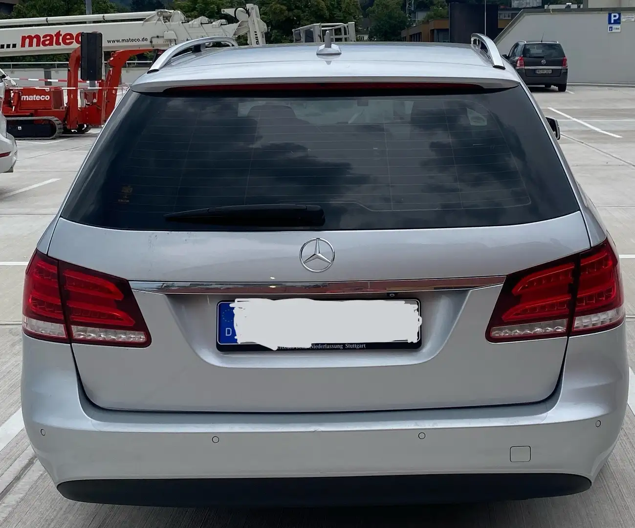 Mercedes-Benz E 220 T BlueTEC 9G-TRONIC Elegance - 2