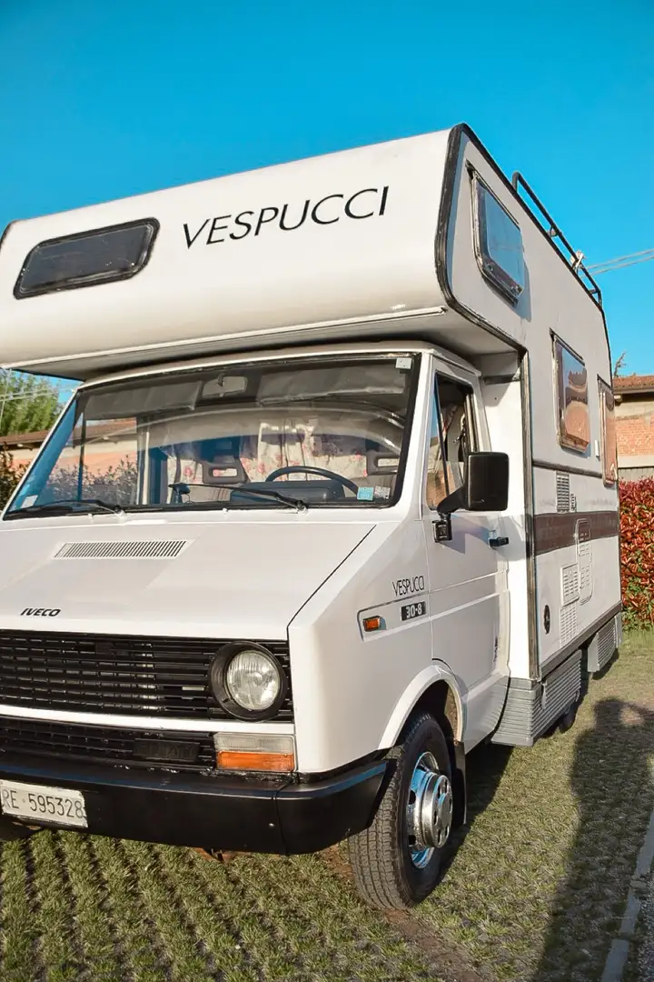 Iveco Daily camper - 1