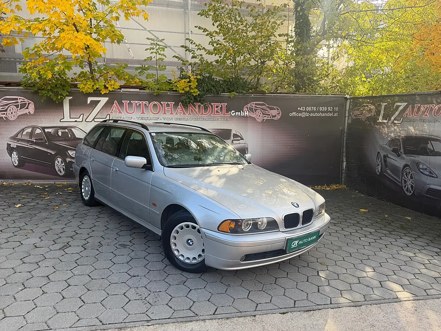 BMW 520 i Touring E39 Silber - 1
