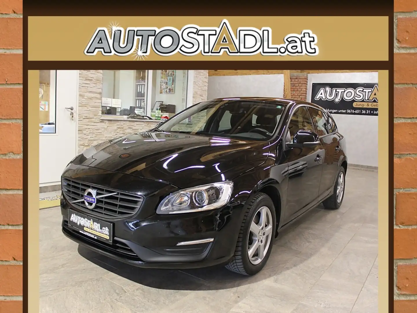 Volvo V60 D3 Kinetic/NAVI-SITZHZG.-BHZB.WSS.-ALU Schwarz - 1