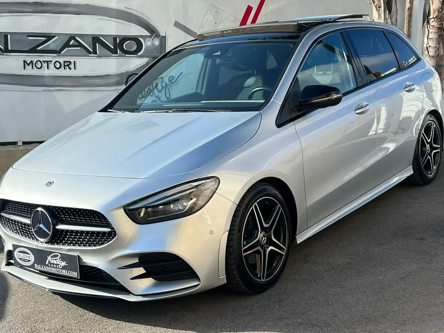 Mercedes-Benz B 180 d Premium auto LUXURY 2021 Argento - 1