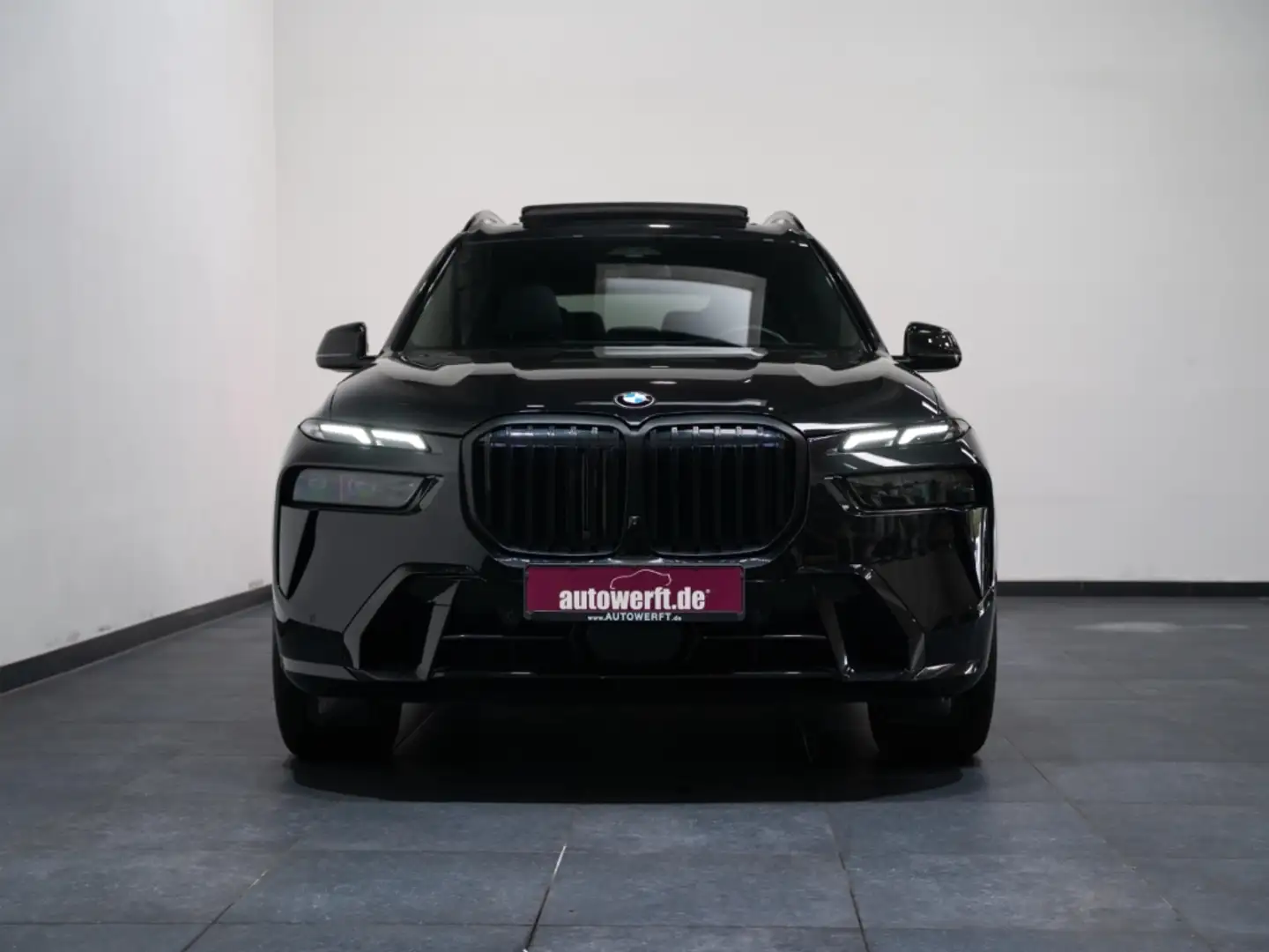 BMW X7 40 d xDr M SPORT PRO SHADOW SKYLOUNGE AHK 7SITZER Schwarz - 2