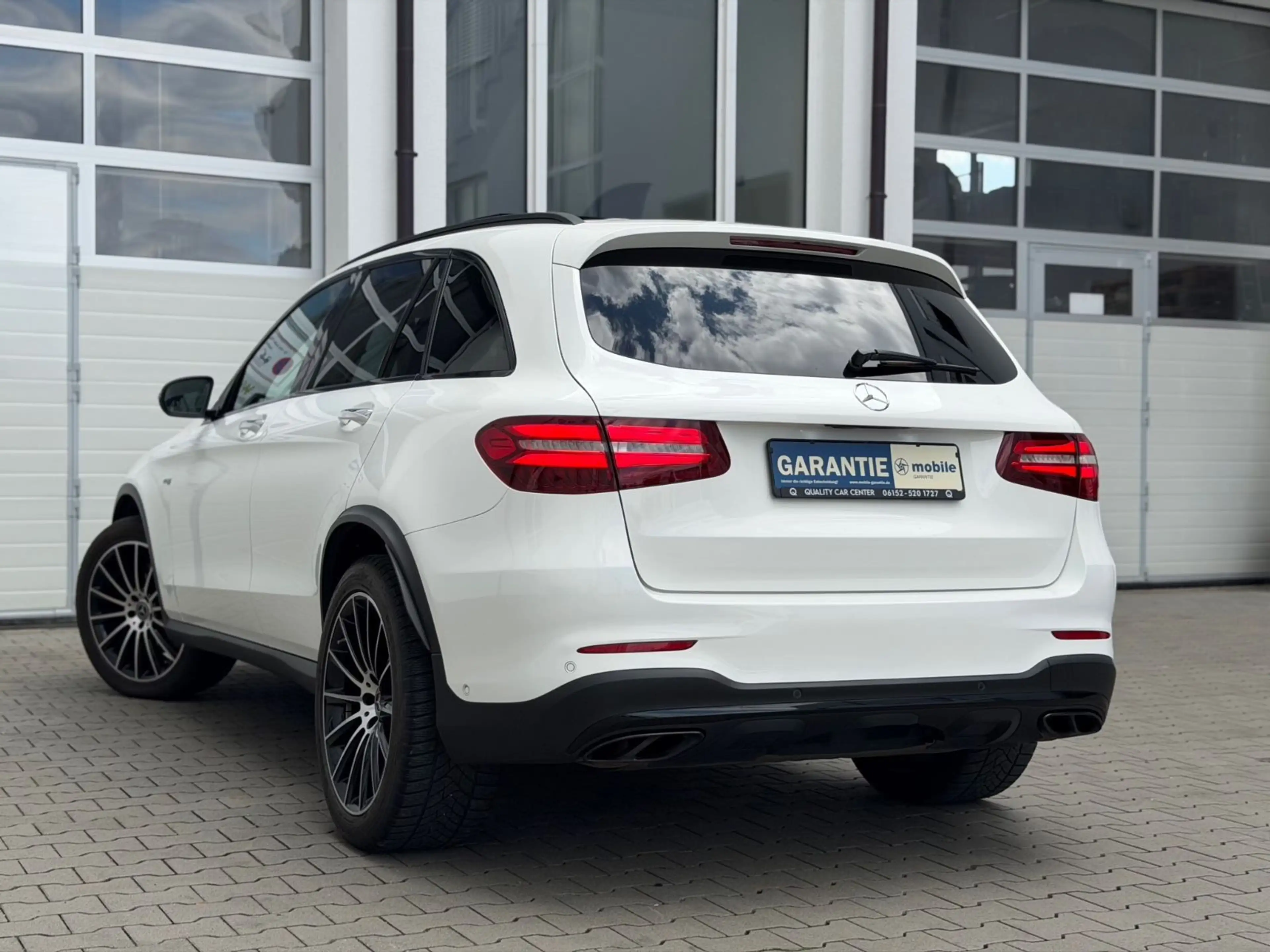 Mercedes-Benz GLC 43 AMG 9G 4Matic NIGHT*PANO*MEMORY*SOUND*AHK — photo 4