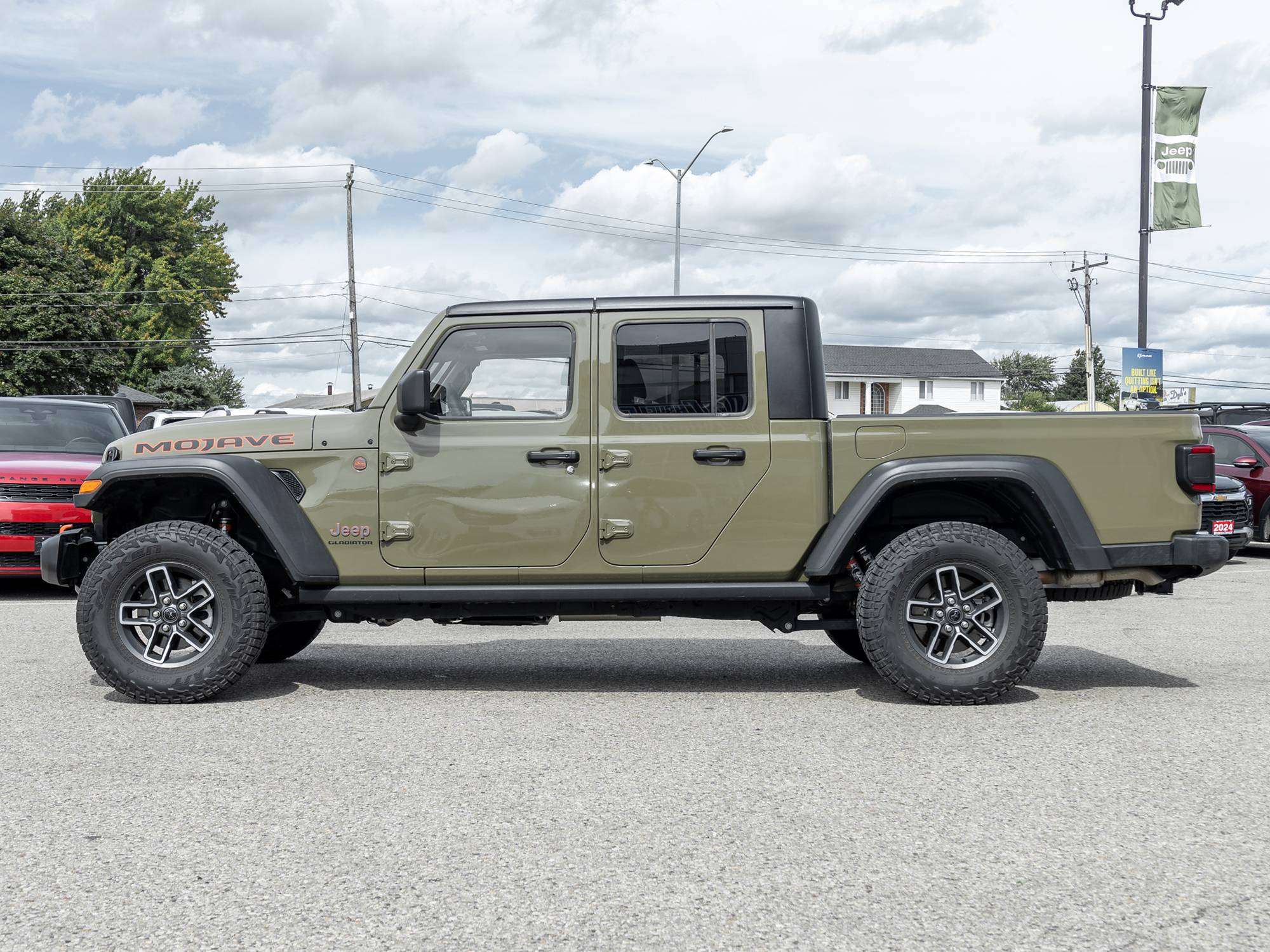 2026 Jeep Gladiator MOJAVE | FORMER CO CAR | TOW PKG | LED LIGHTS — снимка 1