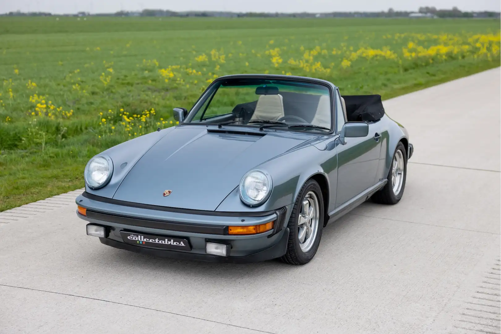 Porsche 911 Cabrio 3.0 SC Blau - 1