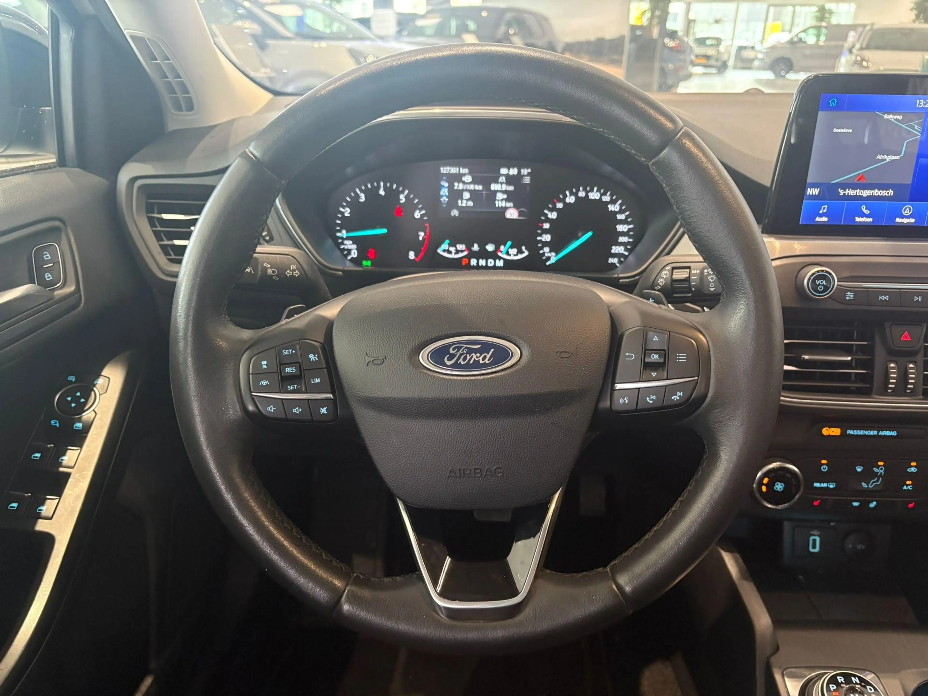 Ford Focus Wagon 1.5 EcoBoost Active Business — photo 13