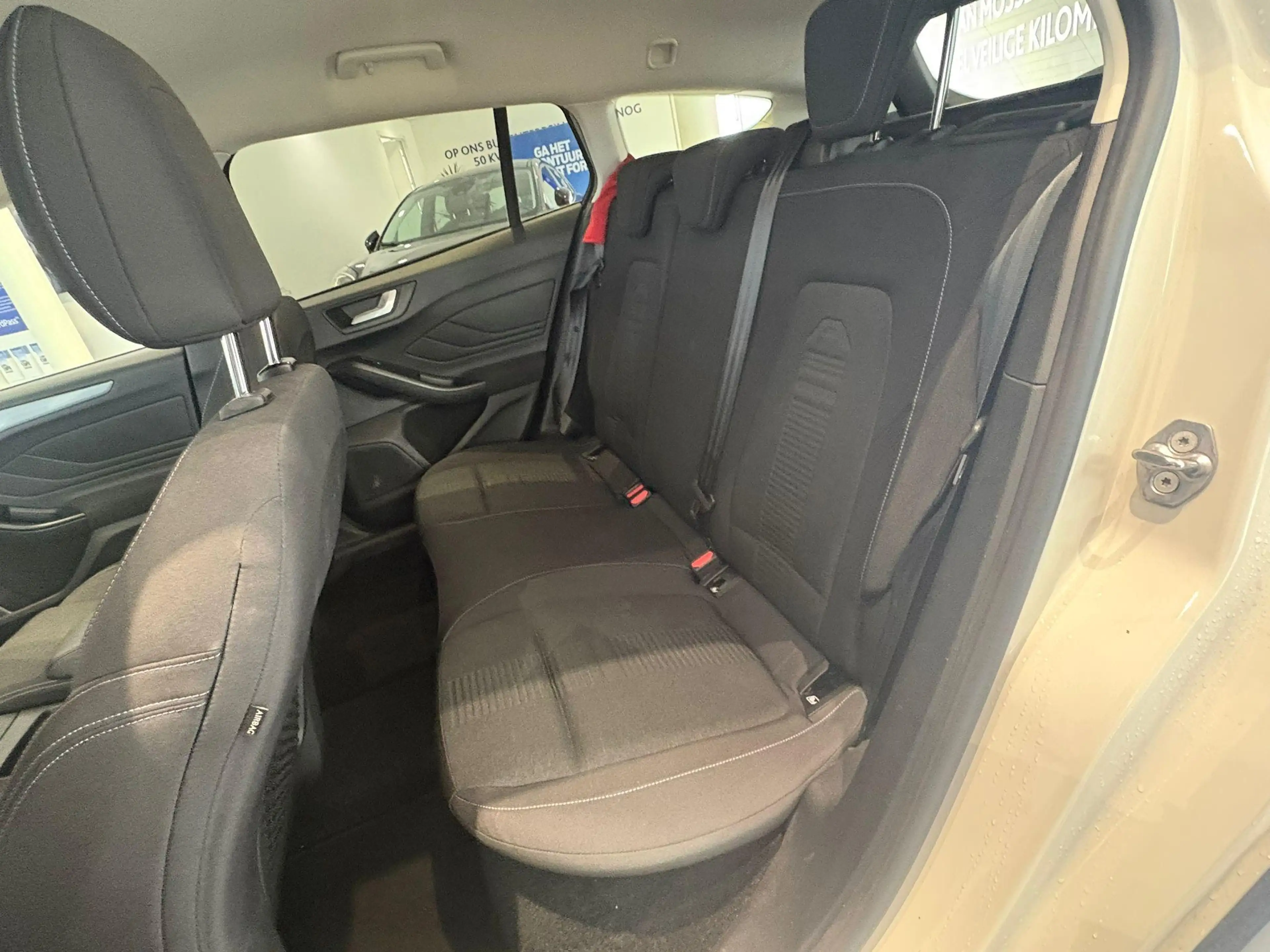 Ford Focus Wagon 1.5 EcoBoost Active Business — photo 11