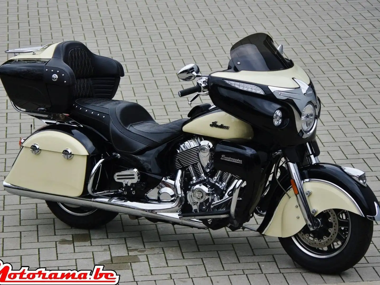 Indian Roadmaster Beige - 1