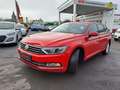 Volkswagen Passat Variant Comfortline BMT *Kam*Navi*SHZ*BT* Rood - thumbnail 2