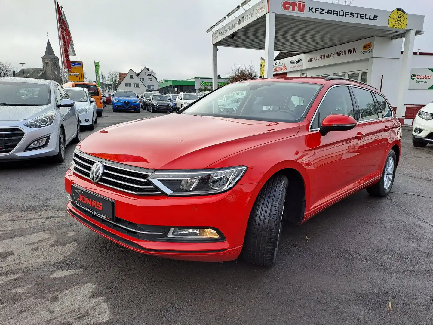 Volkswagen Passat Variant Comfortline BMT *Kam*Navi*SHZ*BT* Rood - 2