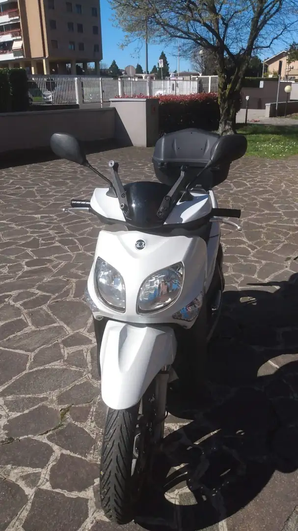 Yamaha Xenter 125 Blanc - 1