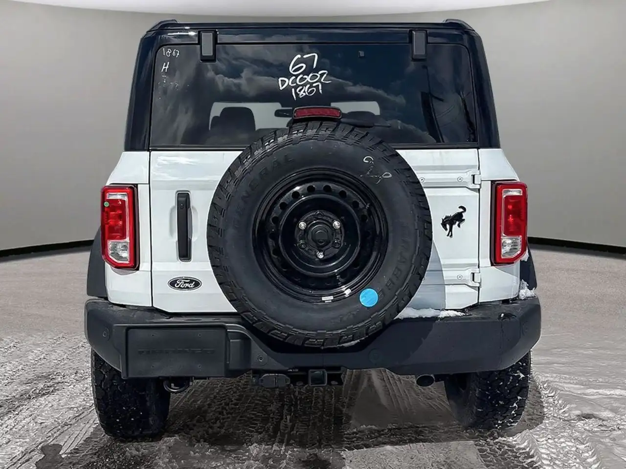 Ford Bronco снимка Ford Bronco