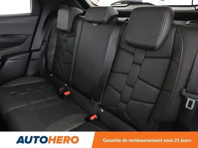 DS Automobiles DS 3 Crossback view 14