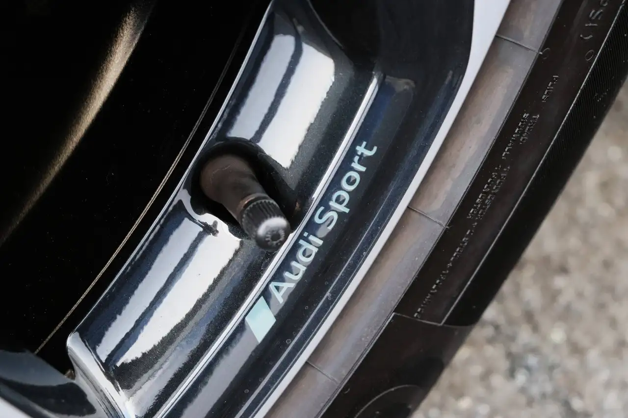 Audi Q3 PHEV 45 TFSIe S line S tronic Leather/Shadow+/19"/SOH=92%, миниатюра 7