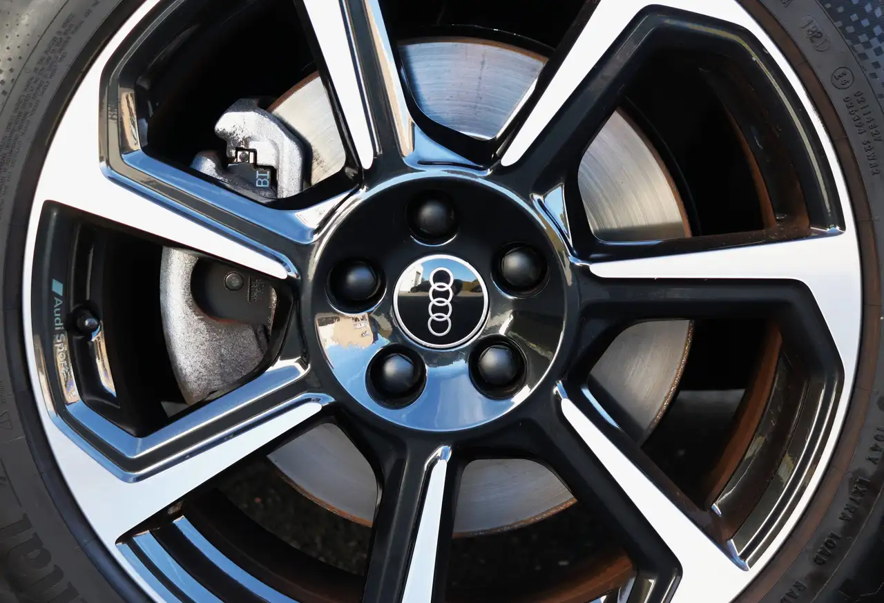 Audi Q3 PHEV 45 TFSIe S line S tronic Leather/Shadow+/19"/SOH=92%, миниатюра 4