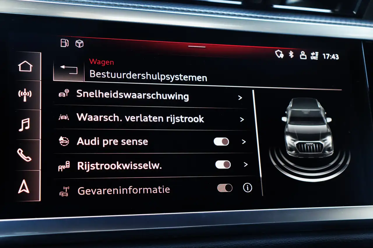 Audi Q3 PHEV 45 TFSIe S line S tronic Leather/Shadow+/19"/SOH=92%, миниатюра 24