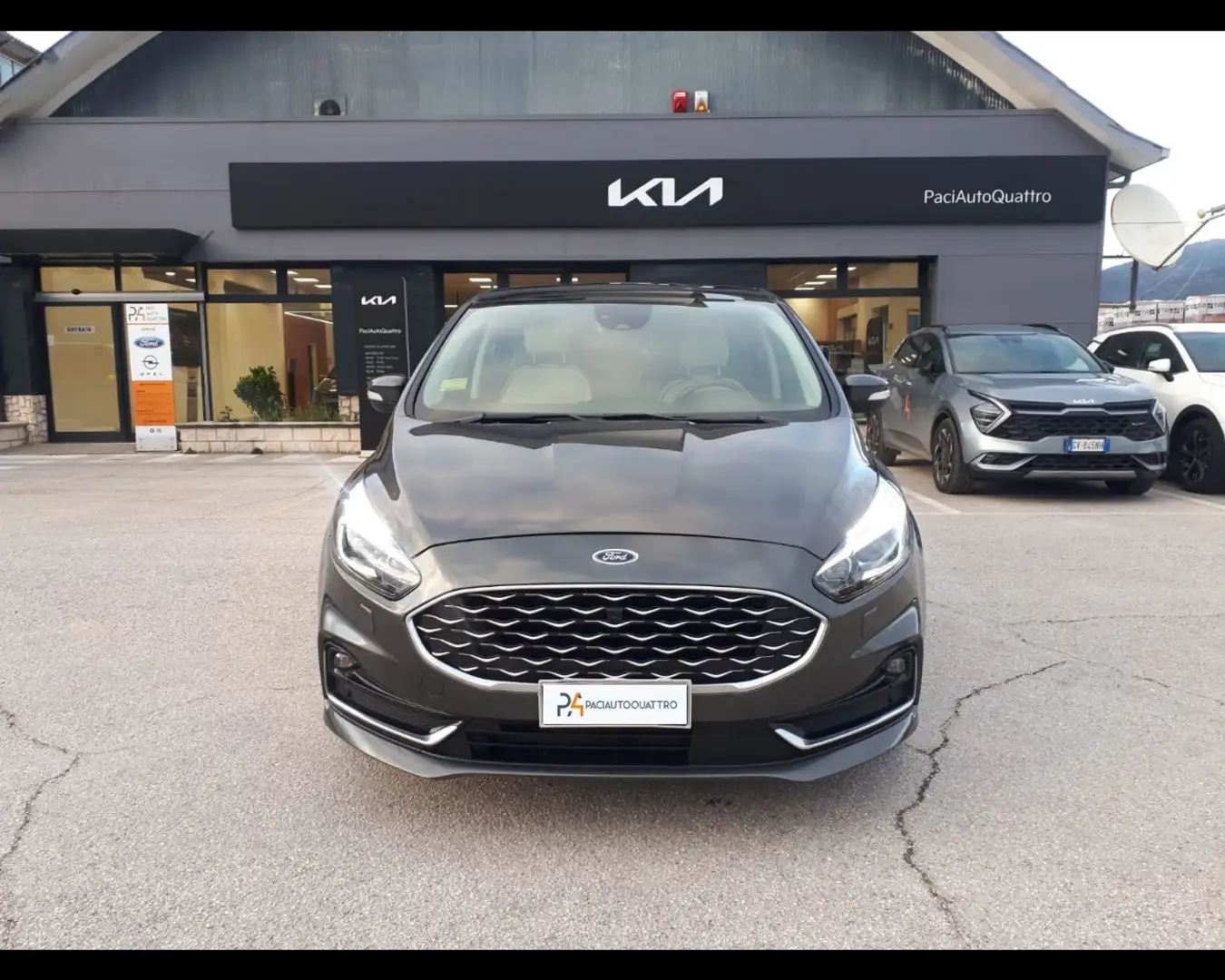 Ford S-Max 2.0 EcoBlue Vignale Grigio - 2