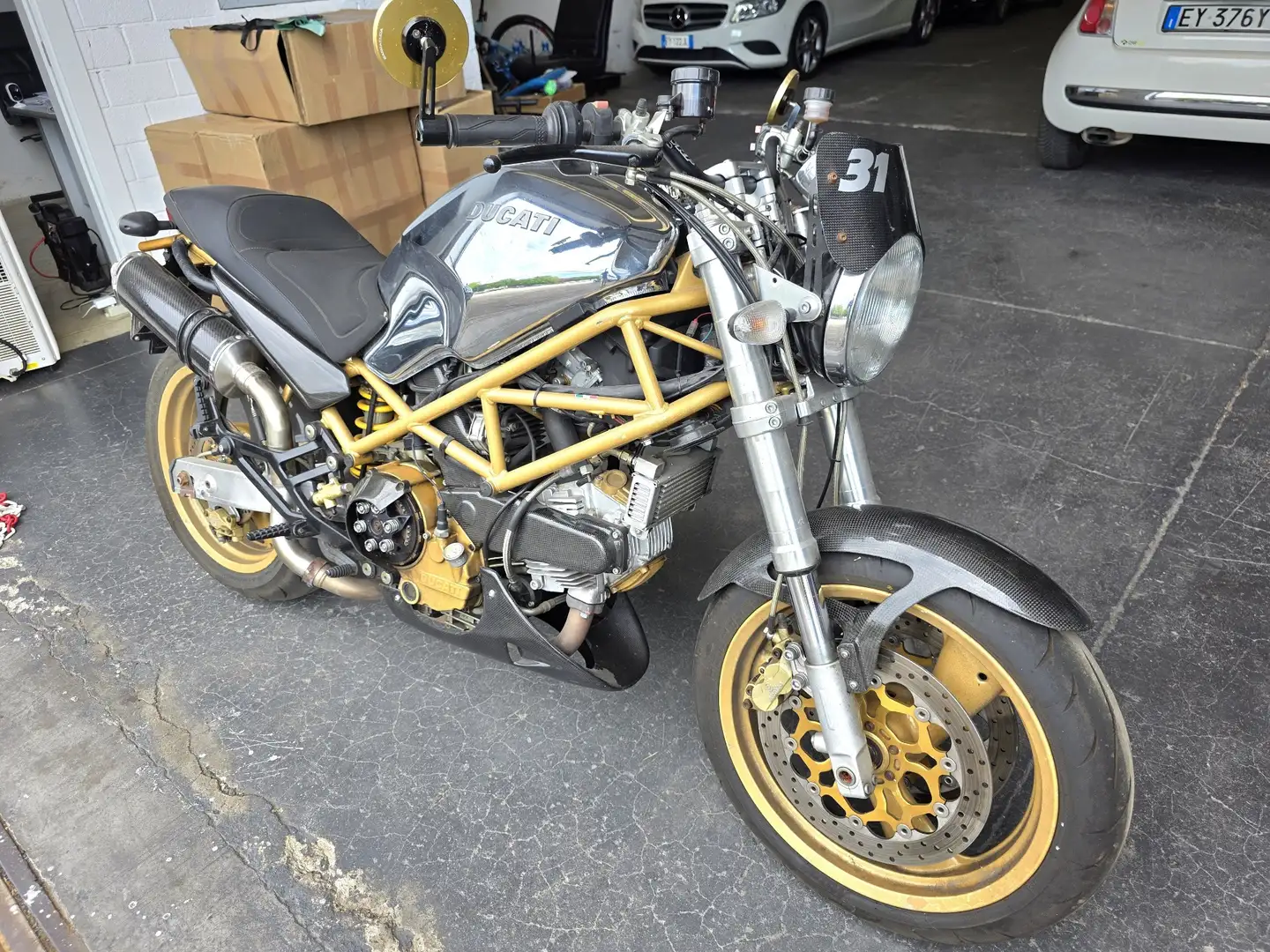 Ducati Monster 900 Zilver - 2