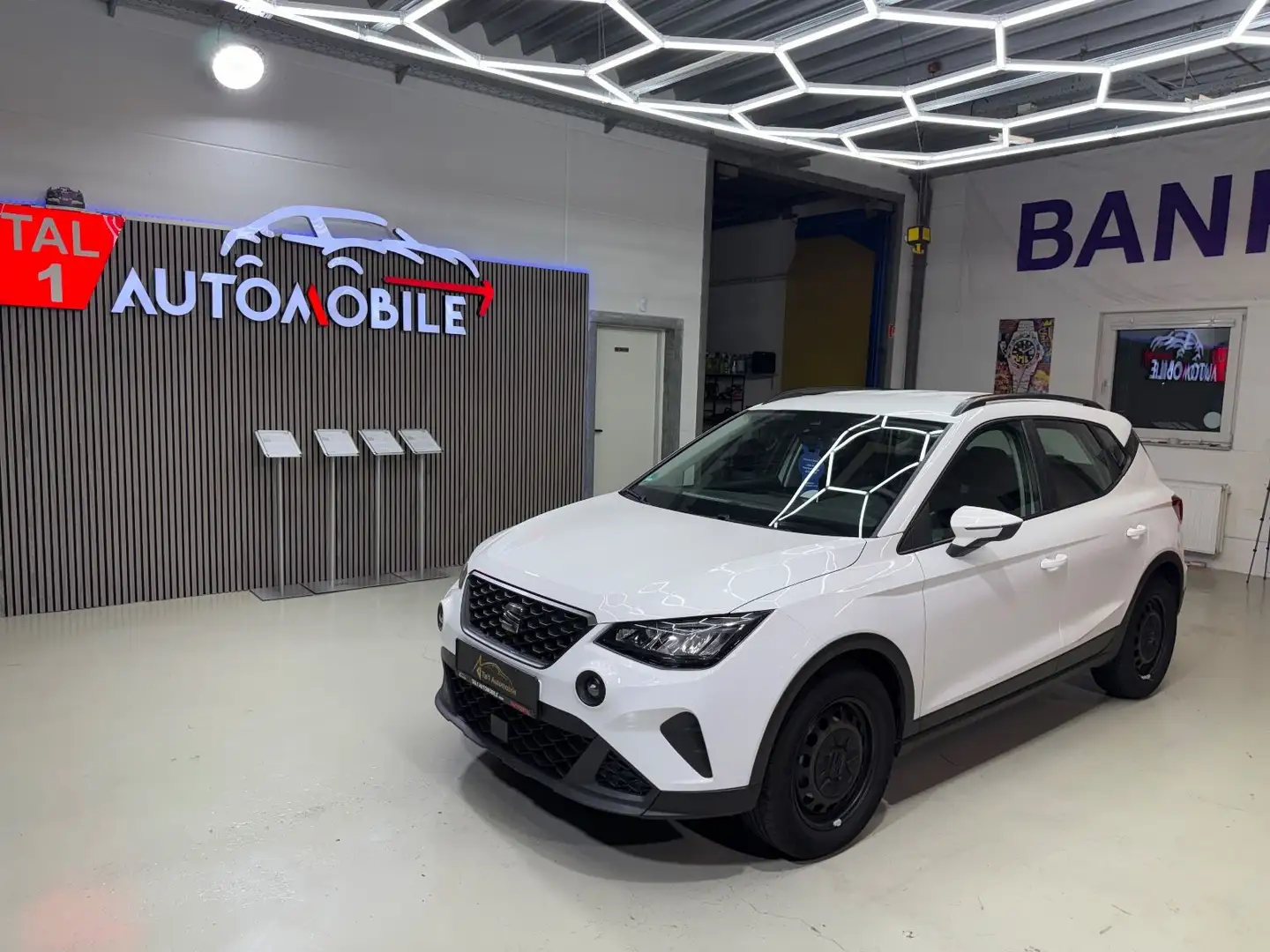 SEAT Arona Reference Carplay PDC Tempomat LED Blanco - 1