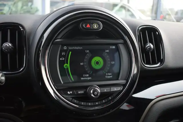 Mini Countryman view 14
