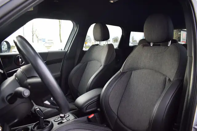 Mini Countryman view 5