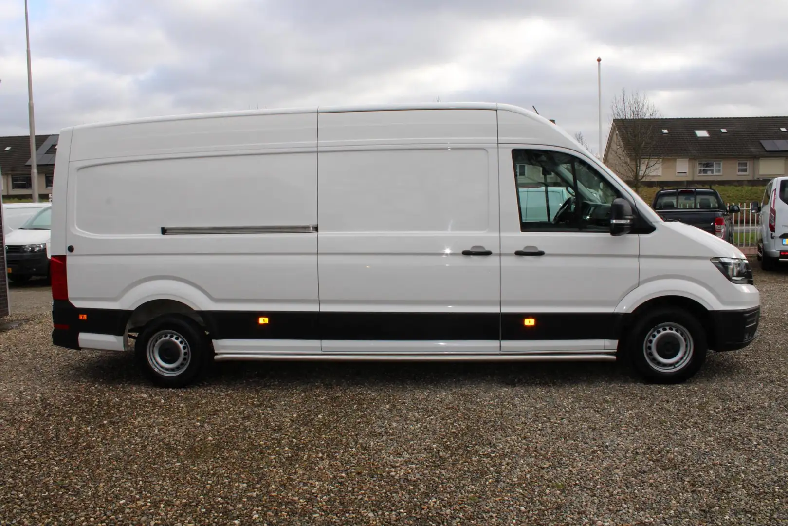 Volkswagen Crafter 2.0 TDI 100PK L4H3 Airco Wit - 2