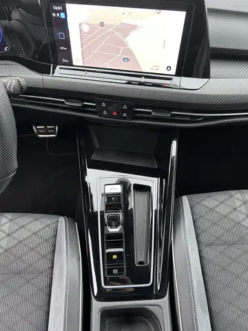 Volkswagen Golf view 12