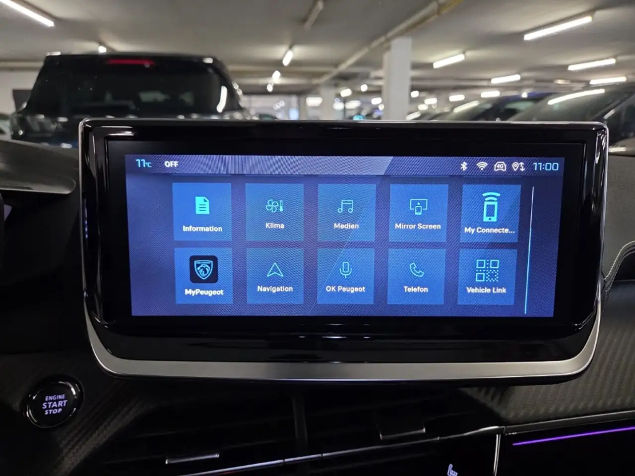 Peugeot 2008 GT 1.2 PURETECH Kamera digitales Cockpit LED Navi 21