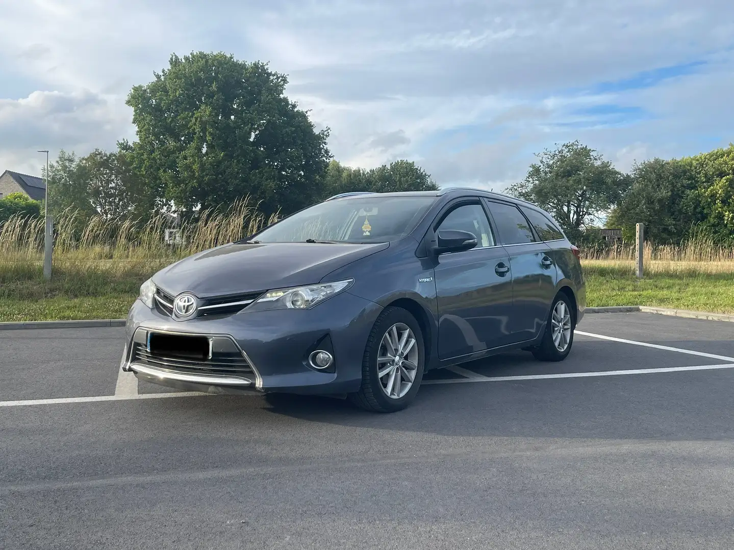 Toyota Auris 1.8 dynamique hybride Blauw - 2
