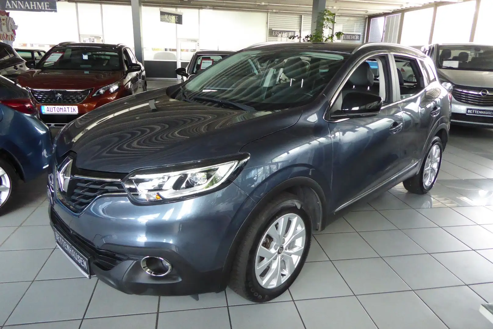 Renault Kadjar Limited 32.000 KM!! 1.Hand AHK R-Kamera Grau - 1