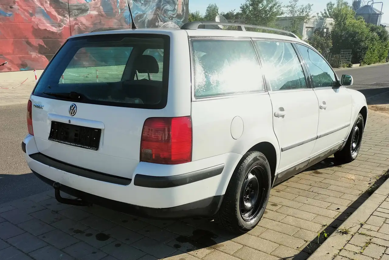 Volkswagen Passat Variant (NEU TÜV) Sitzheizung/ ANK/ Allwetterreifen/ Klima, foto 5